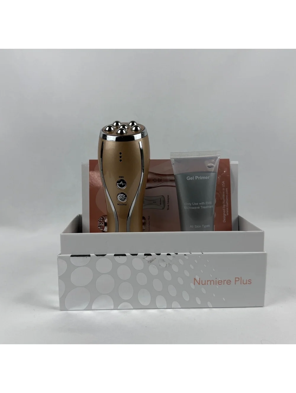 Numiere Plus Microcurrent & LED Skincare Device and Gel Primer